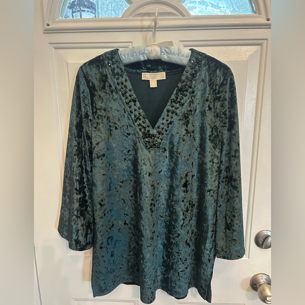 💚Michael Kors Hunter Green Crushed Velvet Blouse with BELL sleeves ~ Like New💚